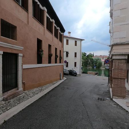 Apartamento Al Vecchio Porto Bassano del Grappa Exterior foto