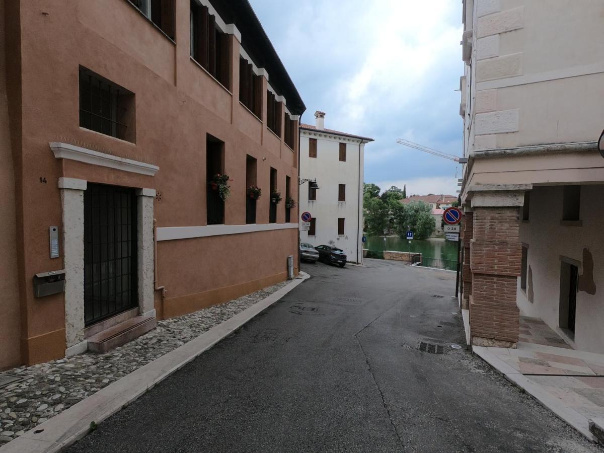 Apartamento Al Vecchio Porto Bassano del Grappa Exterior foto